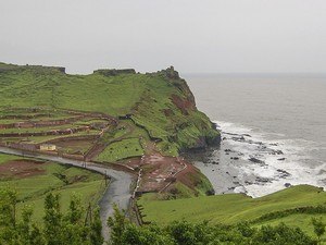 maharashtra tourist places hindi