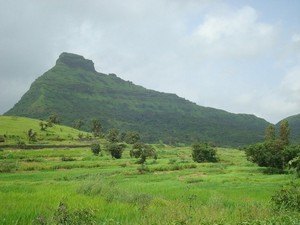 places to visit near pune in 3 days