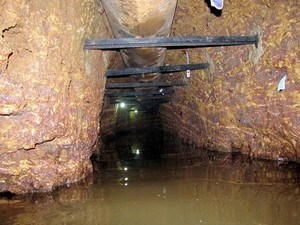 Narasimha Jhira Cave Temple