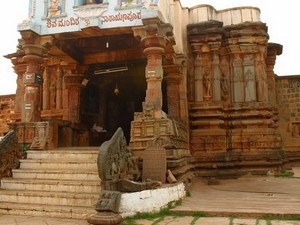 Shiva Temple - Narayanpur