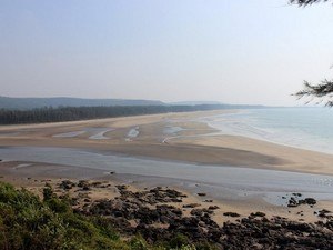 Kajirbhati Beach / Nevare Beach