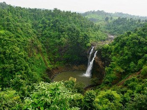 places to visit near mumbai for long weekend