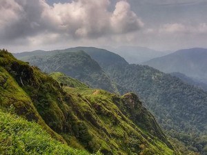 Parunthumpara Hill Viewpoint