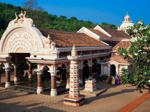Shri Mahalaxmi Temple - Bandora
