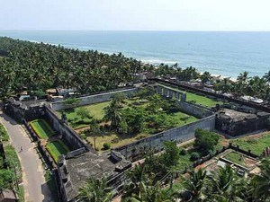 Anjengo / Anchuthengu Fort