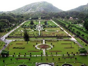 tourist places near in coimbatore