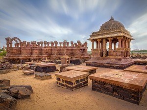 Bhuj Chhatardis / Cenotaphs Of Royal Family Bhuj Chhatardis / Cenotaphs Of Royal Family