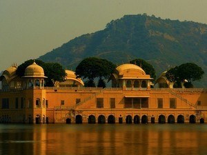 32 Best Places to Visit in Jaipur, Things to Do & Sightseeing (2022)