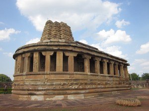 the tourist places in karnataka