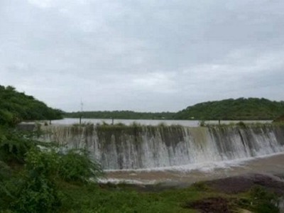 Vadsar Lake