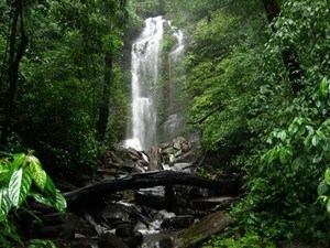 Hidlumane Falls