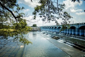 Kallanai Dam
