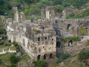 places to visit near hyderabad within 600 kms