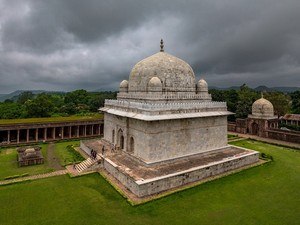 Hoshang Shah Tomb