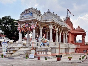 Mandavgarh Suparshvnath Swetamber Jain Mandir