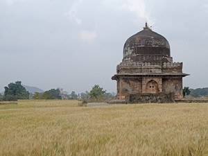 Dariya Khan Tomb