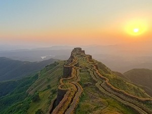 Torna Fort