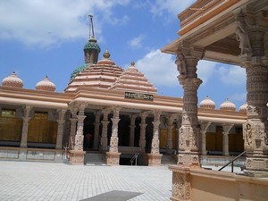 Katraj Jain Temple