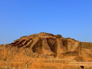 Angulimala Stupa / Pakki Kuti