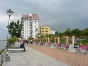 tourist places near madurai station