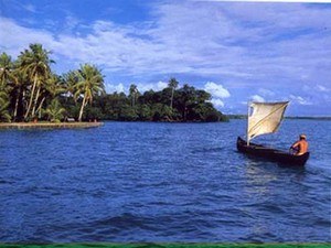 Pathiramanal Island, Near Kumarakom