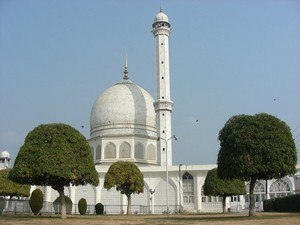 Hazratbal Dargah / Hazratbal Mosque