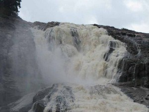 Kuntala Falls Tour Packages