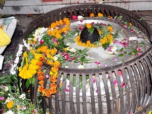 Nageshwarnath Temple