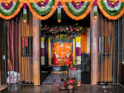 Girijatmaj Lenyadri Ganpati Temple