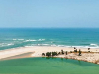 Mochemad Beach