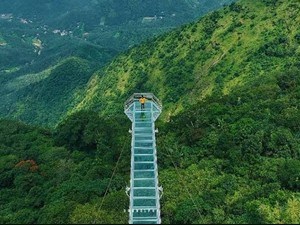 Glass Bridge