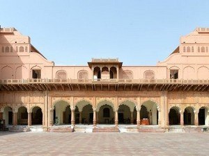 Raja Nahar Singh Palace / Ballabgarh Fort Palace