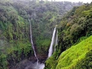 Thoseghar Falls