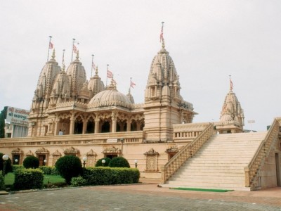 BAPS Shri Swaminarayan Temple