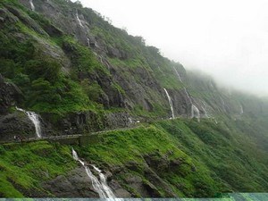 tourist places in maharashtra list