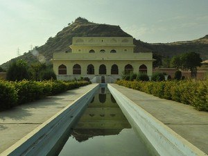 Soneri Mahal / Sunheri Mahal
