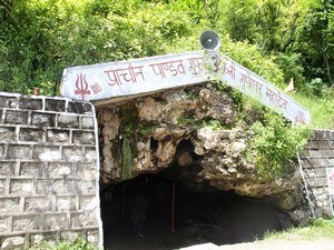 Panch Pandav Gufa / Hinglaj Mataji Gufa