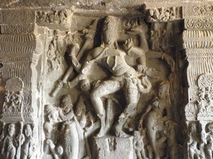 Cave 14 / Ravana Ka Khai