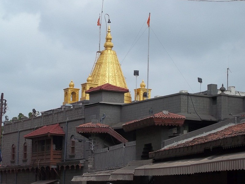 shirdi tourist places in hindi