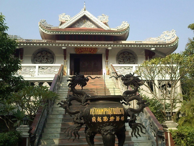 Vietnamese Temple, Bodhgaya - Timings, History, Pooja &amp; Aarti schedule,