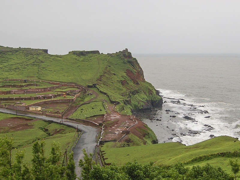 places to visit in ratnagiri district