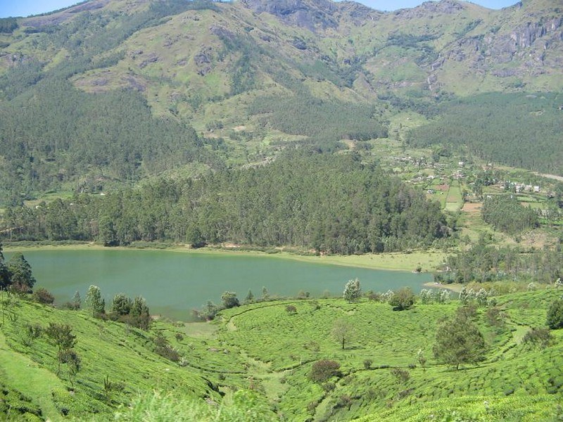 munnar tourist places list with images pdf