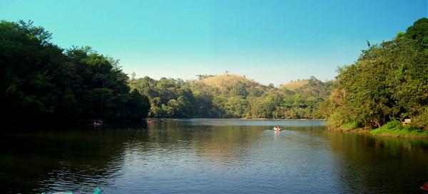 images of wayanad tourist places