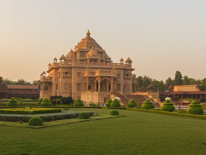 Swaminarayan Akshardham Temple, Ahmedabad - Timings, History, Pooja