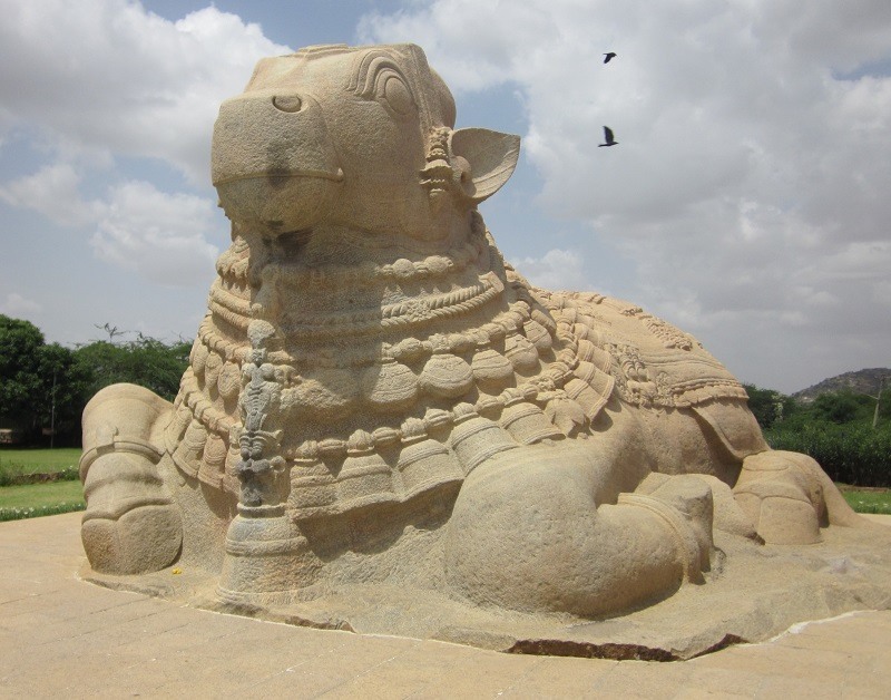 Lepakshi Nandi, Lepakshi - Timings, History, Best time to visit