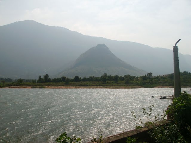 Meenkara Dam
