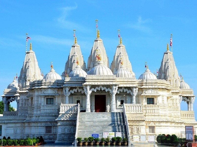 Shree Swaminarayan Mandir, Bhuj - Timings, History, Pooja & Aarti schedule,