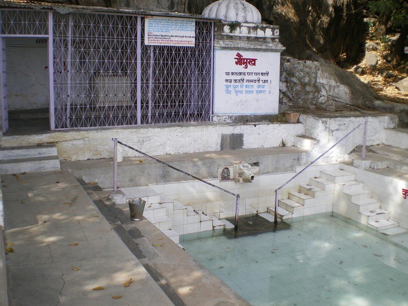 Gaumukh Temple