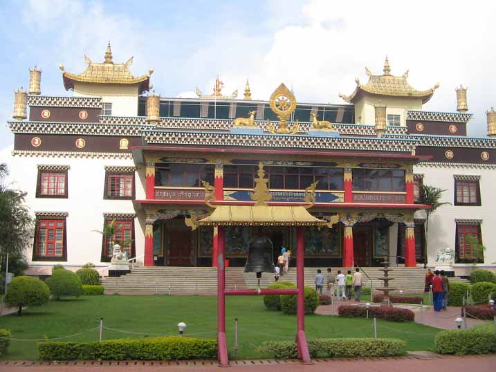 Golden Temple / Tibetan Monastery - Bylakuppe