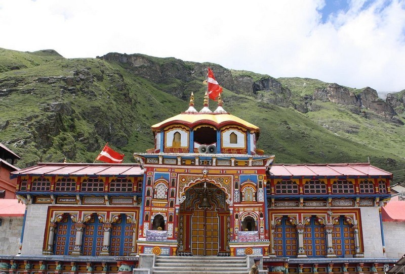 Badrinath Temple Badrinath Timings Festivals History Darshan 